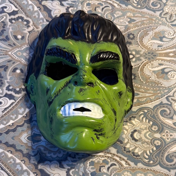 Kids Hulk Costume - Picture 8 of 9